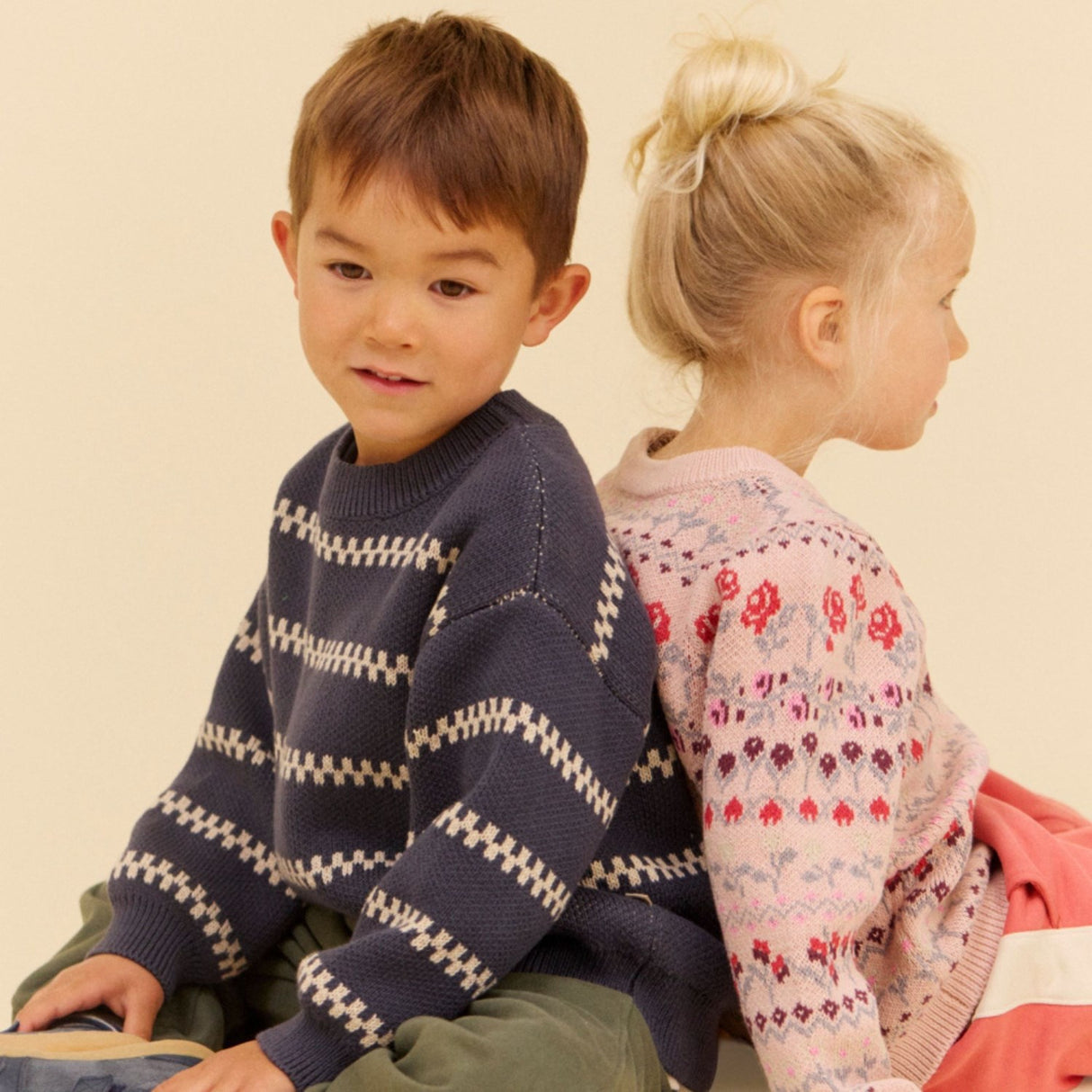 Wheat Dim Rose Jacquard Pullover Mikmak