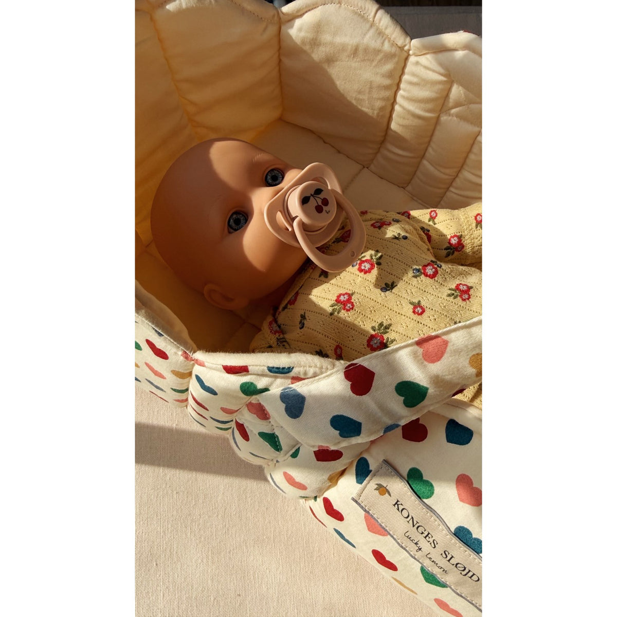 Konges Sløjd Coeur Coloré Doll Lift