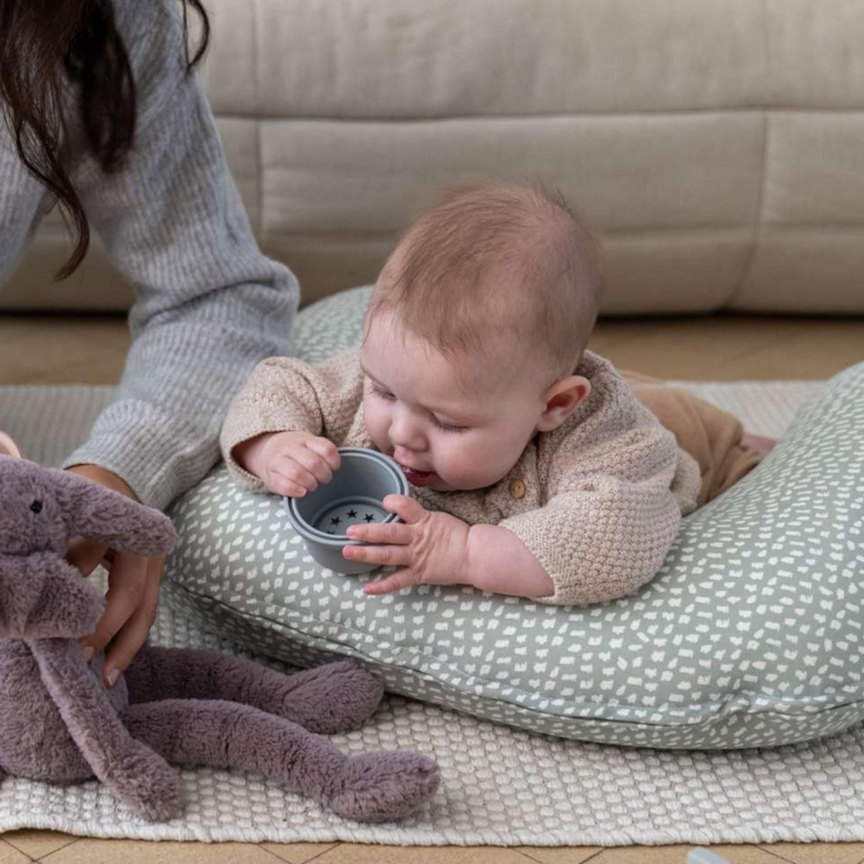 Doomoo Cloud Khaki Nursing Pillow