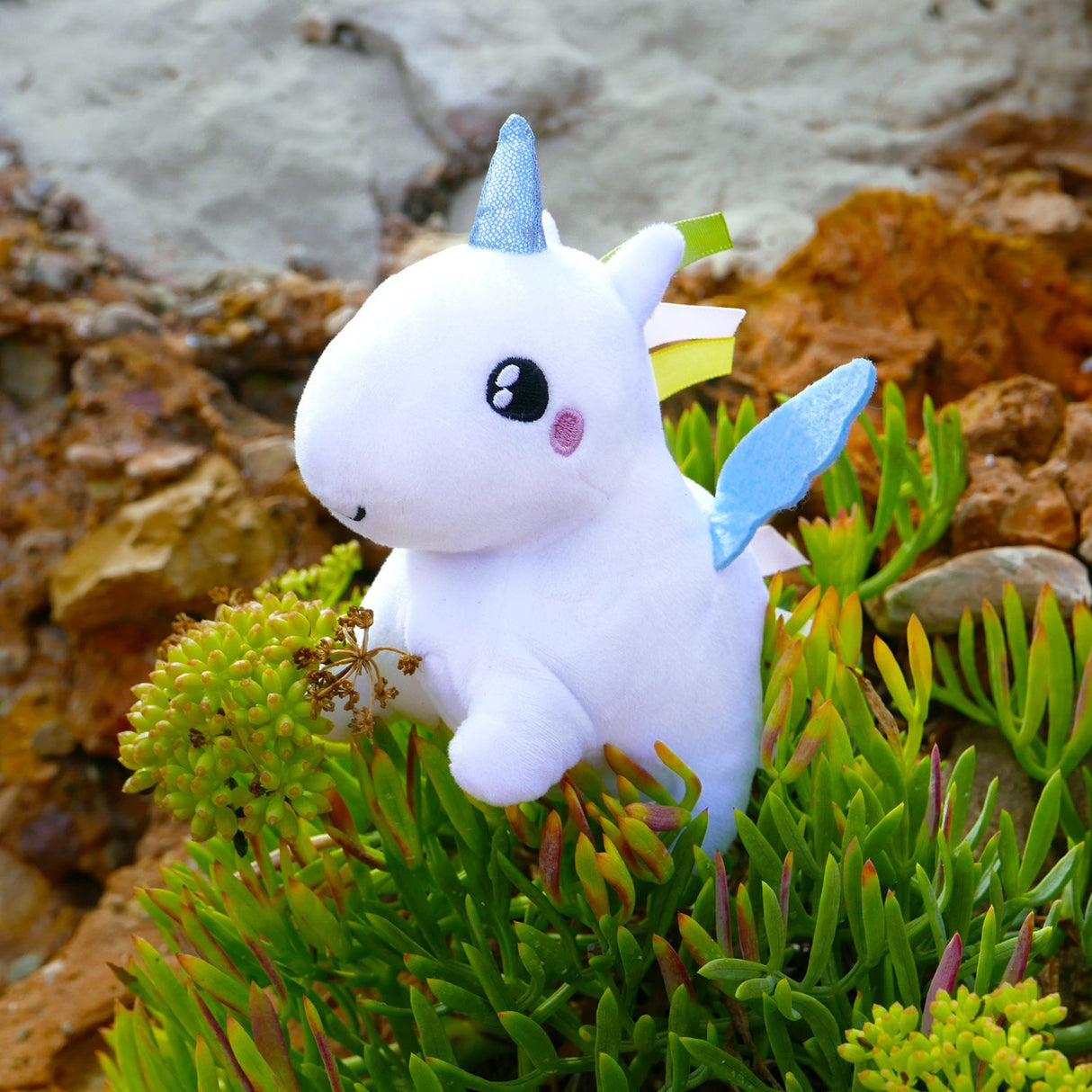 Pabobo White Shakies Unicorn Night Light