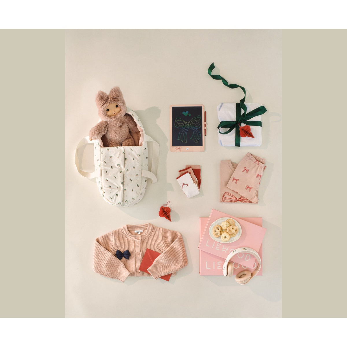LIEWOOD Mini Me Peach / Seashell Melisse Doll Lift