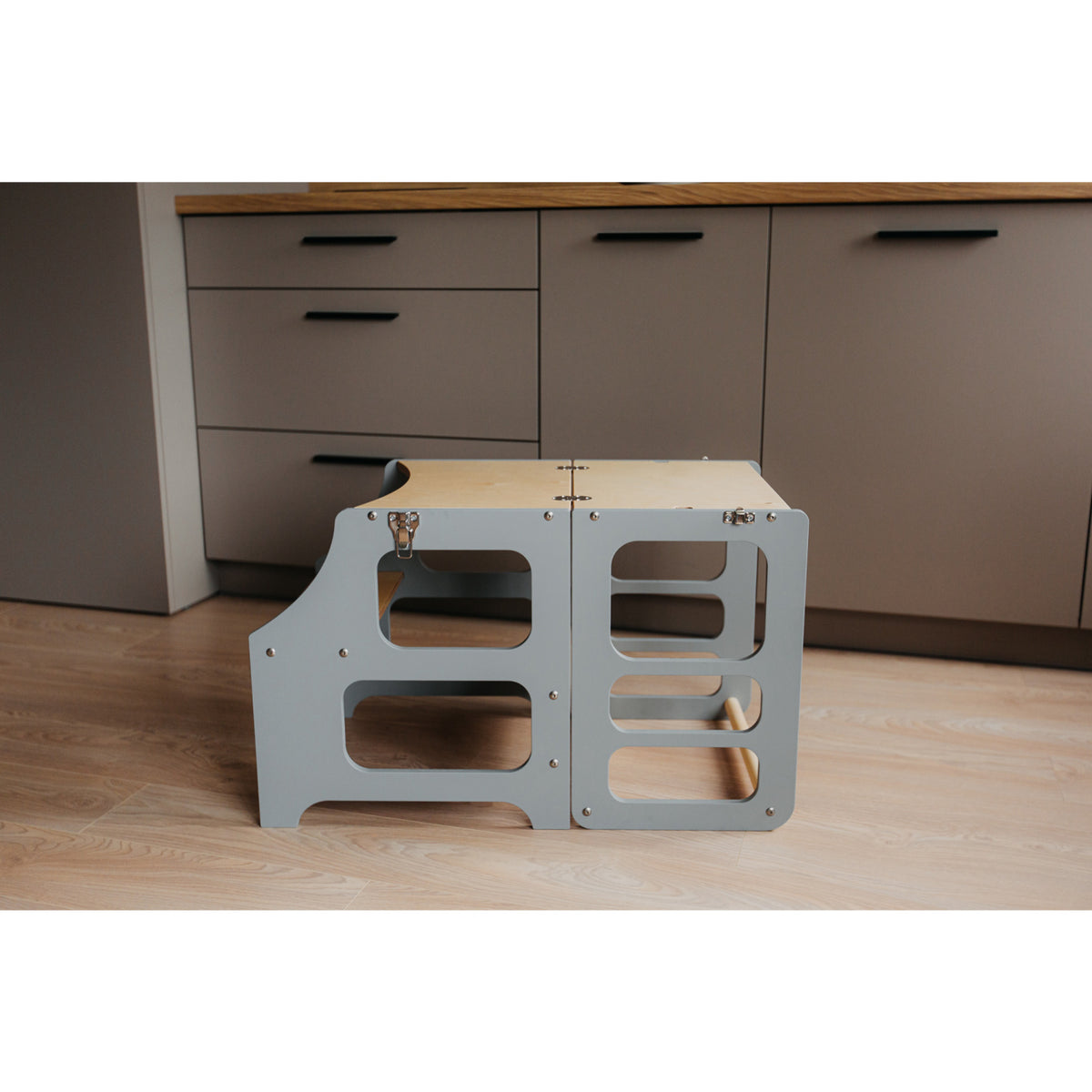 Duck Woodworks Grey Foldable EC Tower