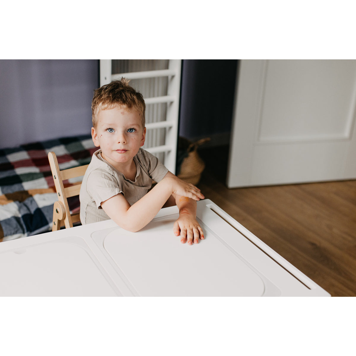 Duck Woodworks White Sensory Table With 2 Boxes Included