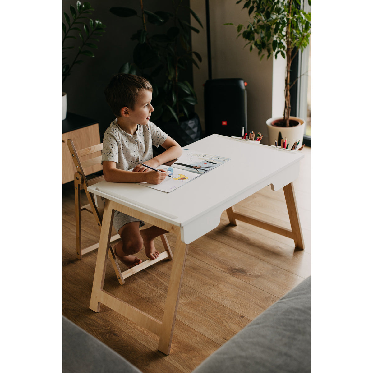 Duck Woodworks White Sensory Table Full Surface