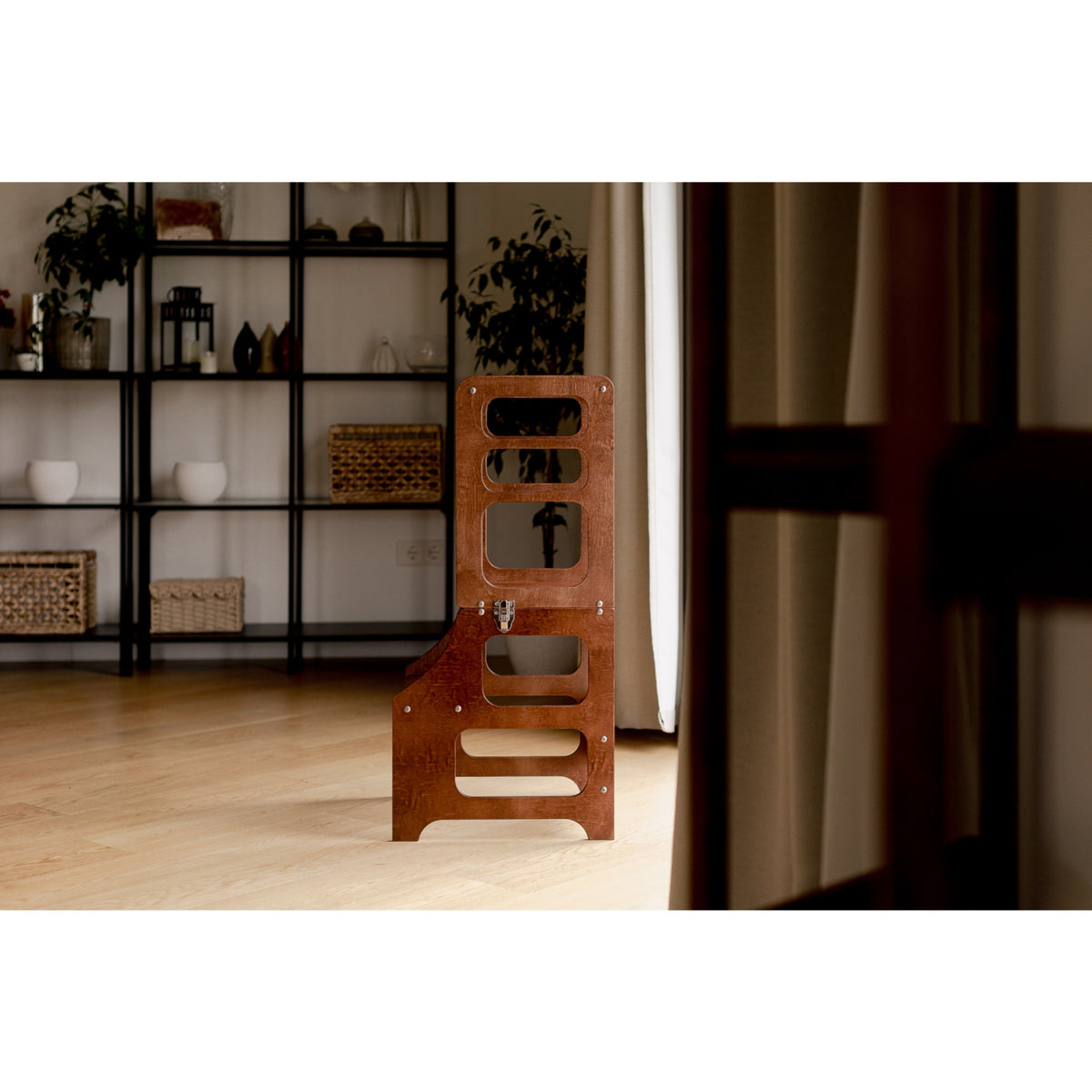 Duck Woodworks Honey Glaze Foldable Tower Stained