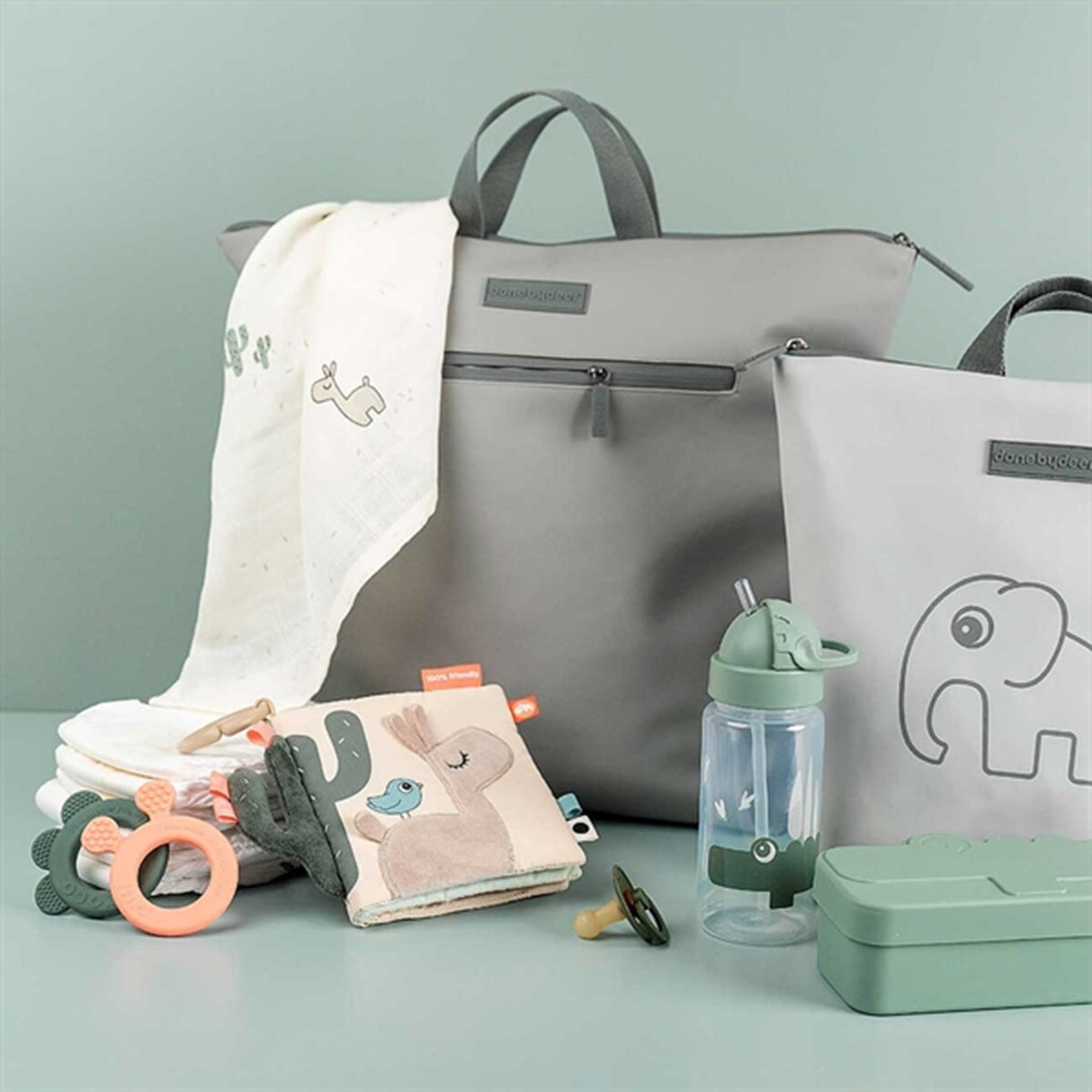 Done by Deer Straw Bottle Croco Green