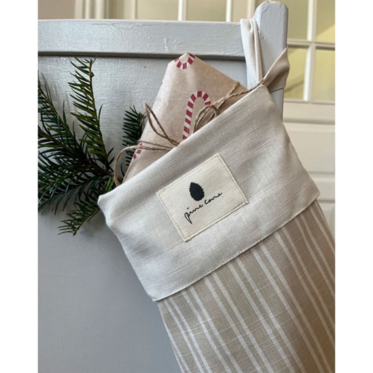 Pine Cone Grandma's Christmas Sock Julesok Beige Stripe