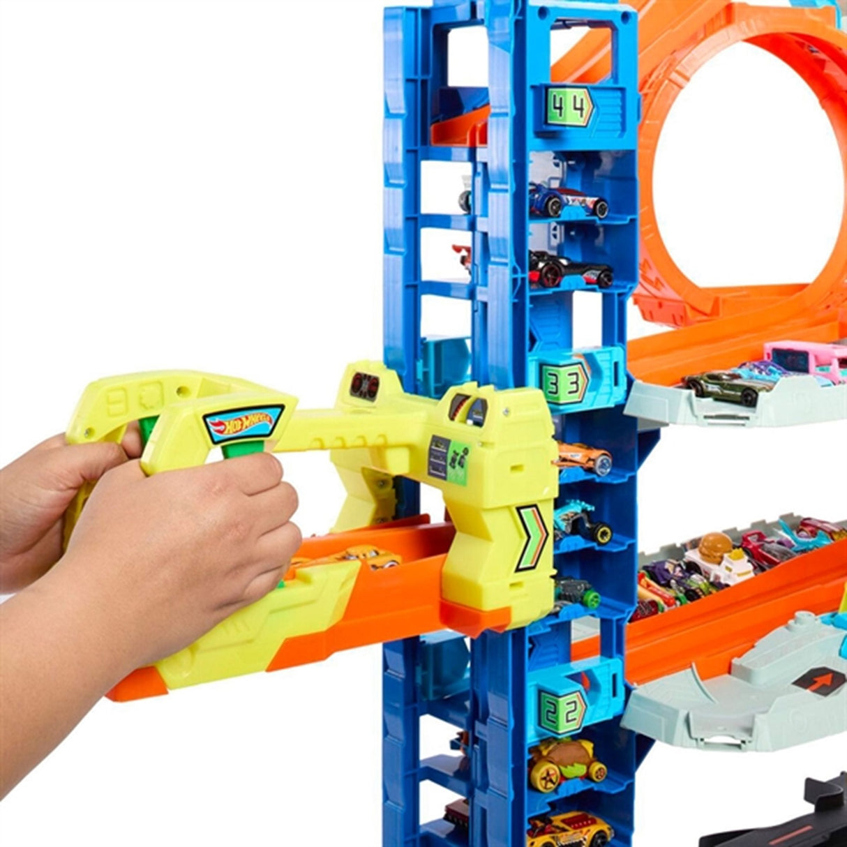 Hot Wheels City Ultimate Garage 6