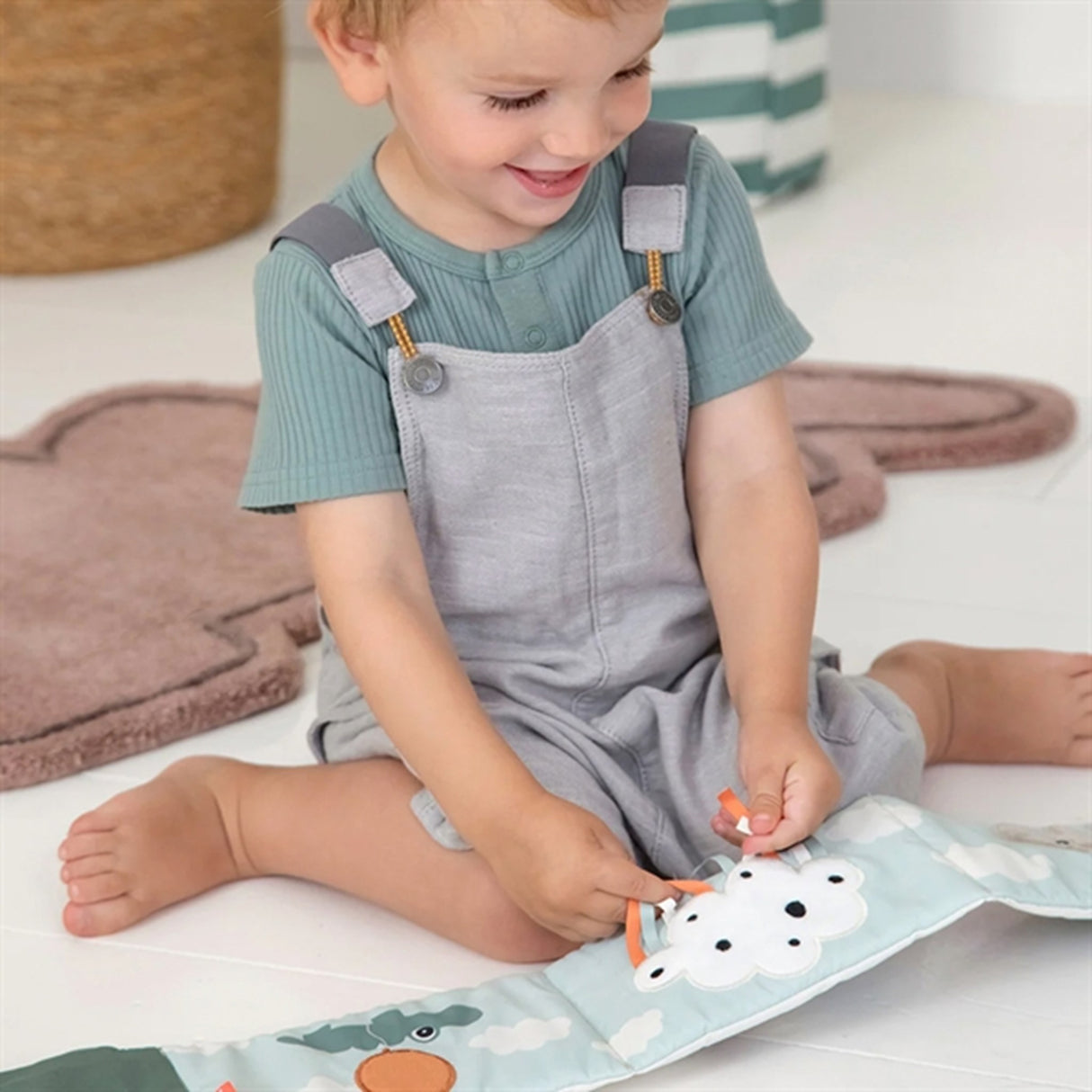 Done by Deer Fold Out Soft Book Croco Green