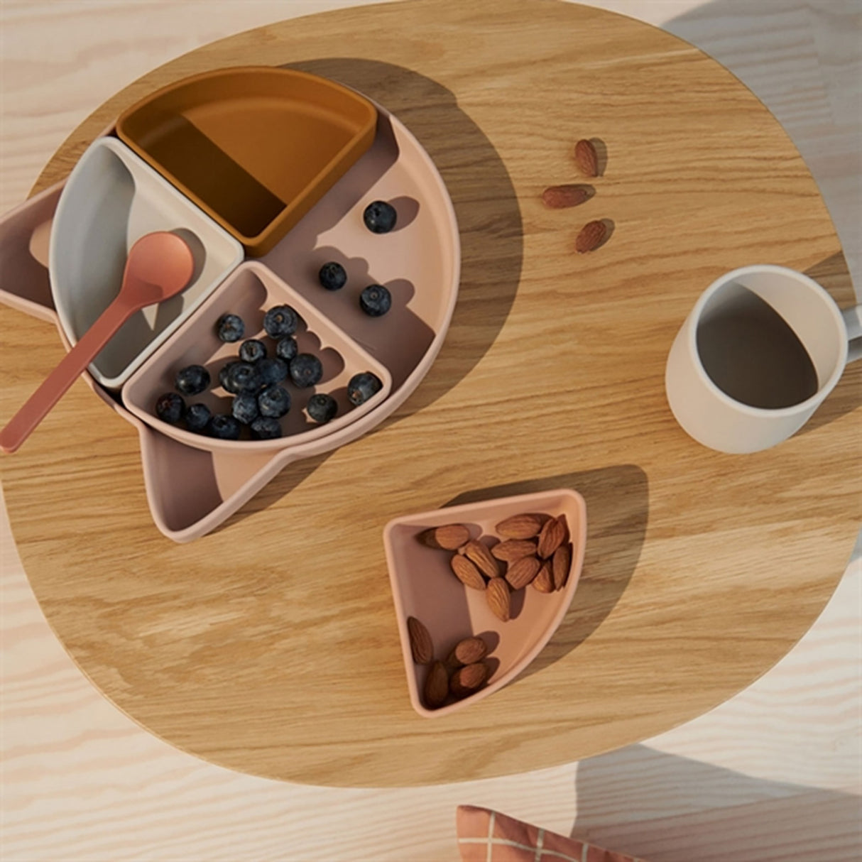Liewood Arne Silicone Divider Plate Cat Rose Multi Mix
