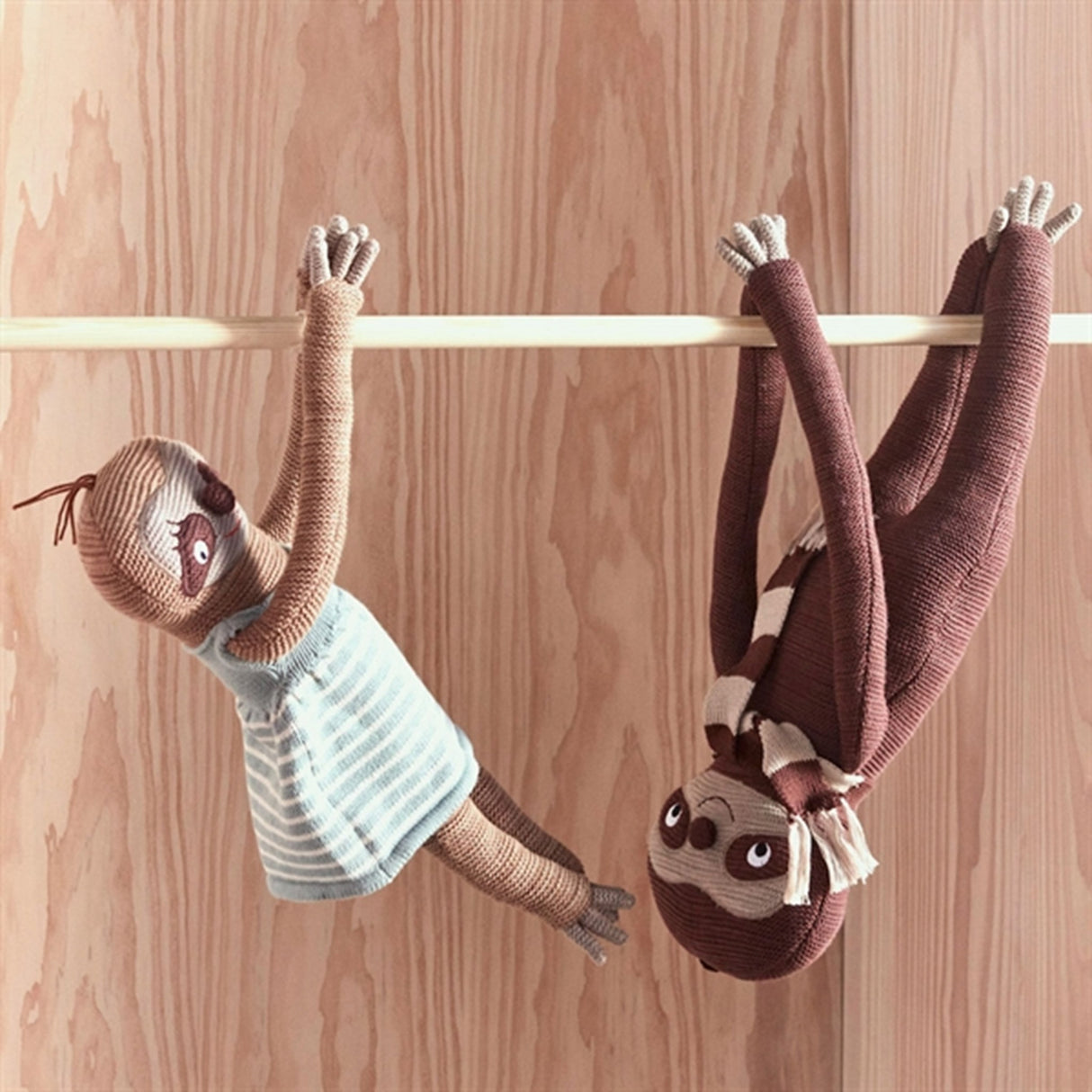 OYOY Hanna Sloth Caramel