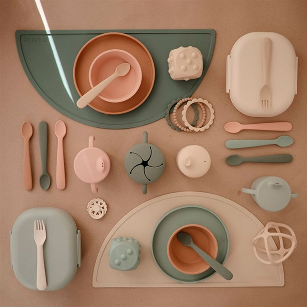 Mushie Lunchbox Ivory