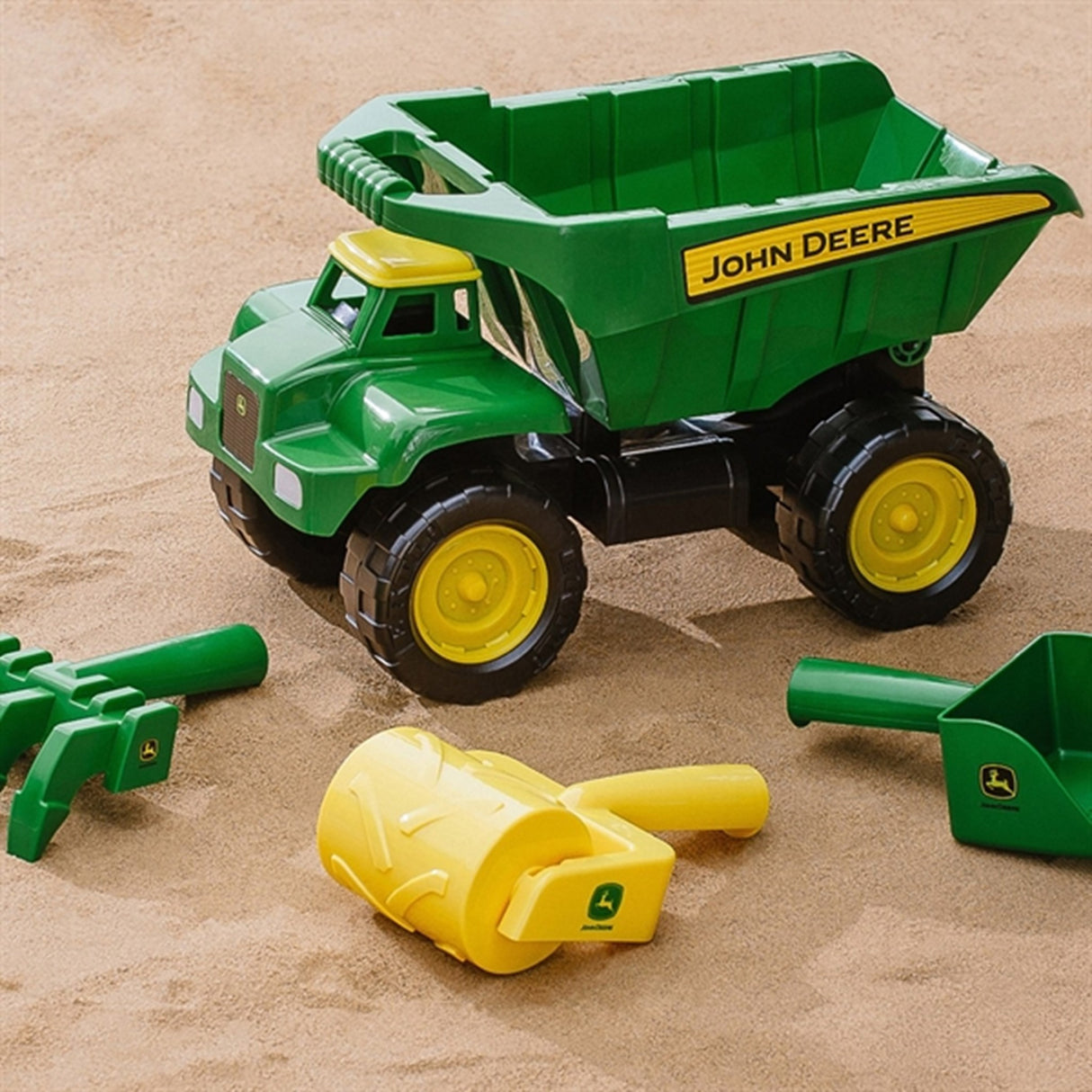 John Deere Dump Truck 3