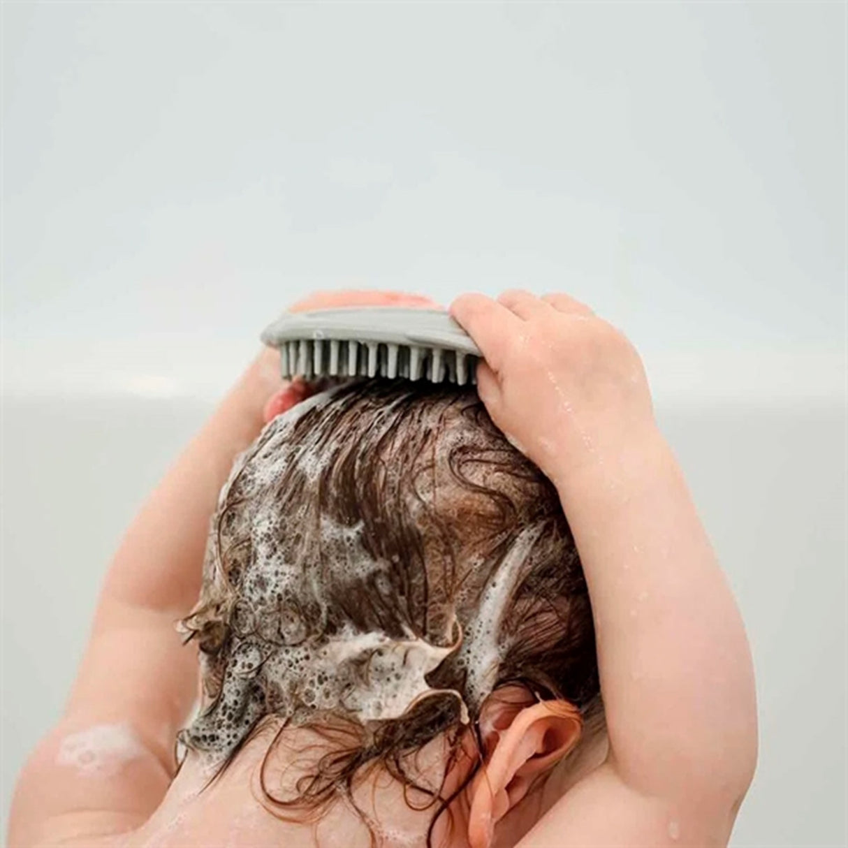 Haakaa Silikone Shampoo Brush Light Grey