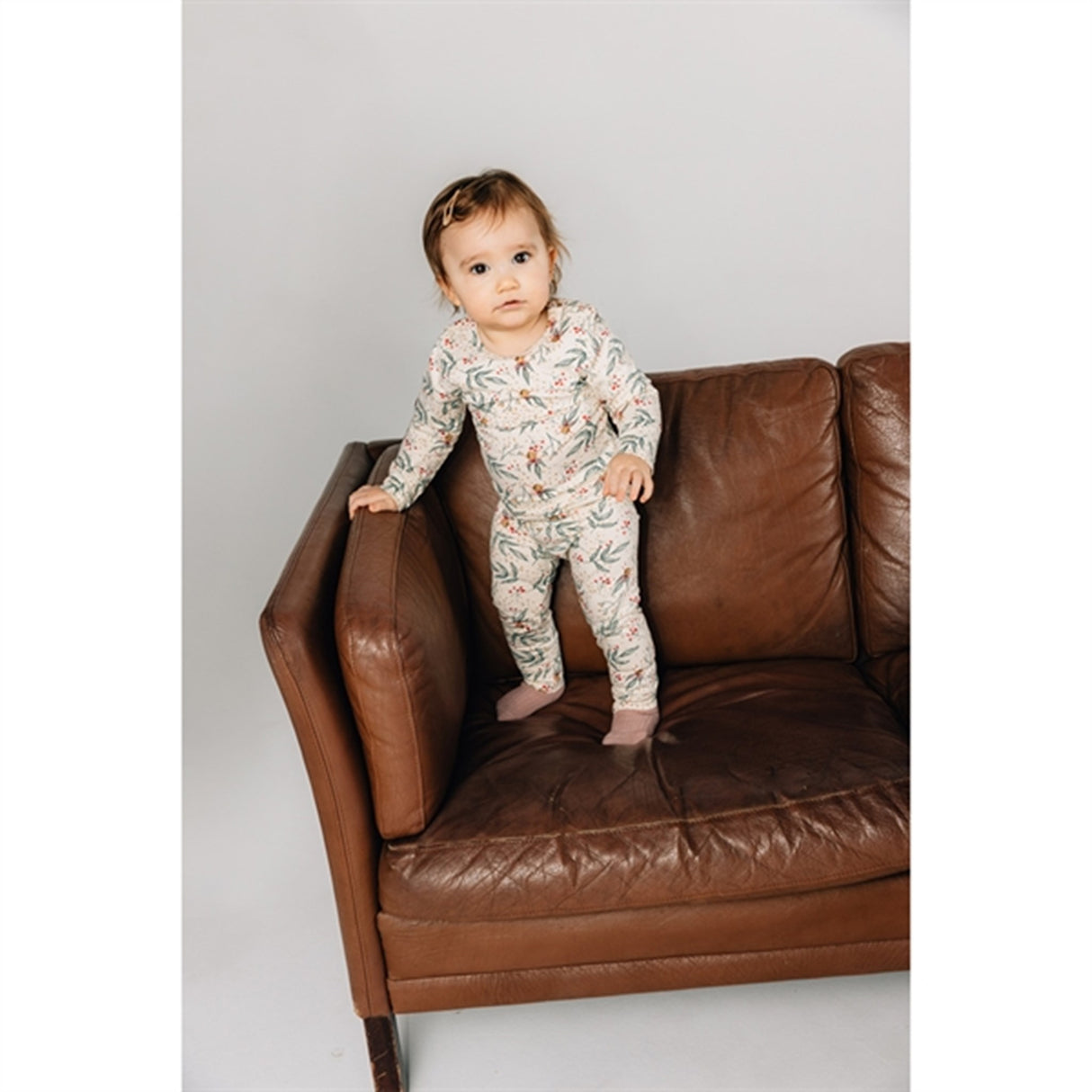 THE NEW Siblings White Swan Bell Aop Holiday Leggings