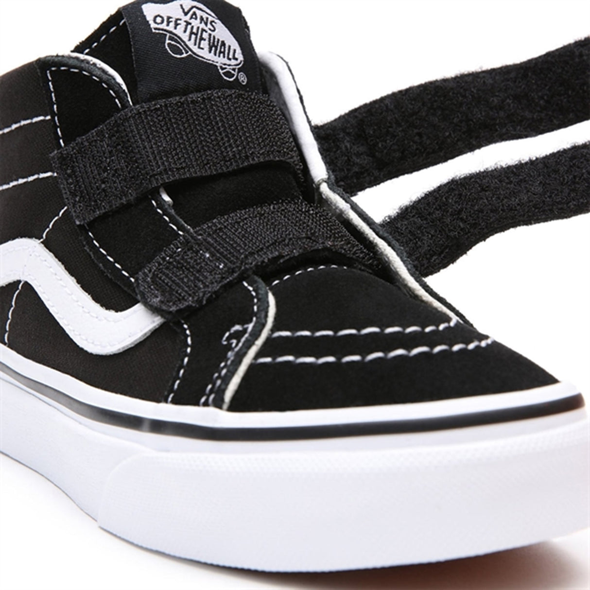 VANS SK8-Mid Reissue V Black/True White Shoes