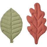 Ferm Living Tea Green/Baked Clay Leaf Cushions 2 팩