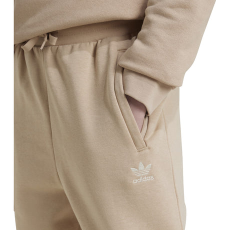 adidas Originals Magbei Sweatpants 2