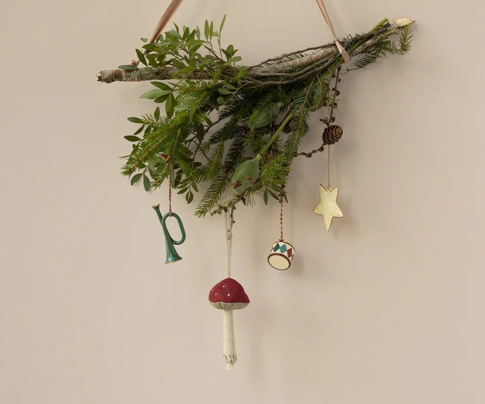 Maileg Metal ornament, Trumpet - Dark green