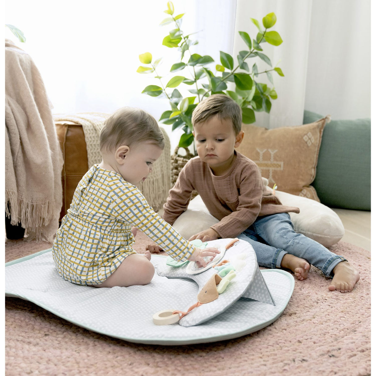 Ingenuity Cozy Prop™ 4-In-1 Sit Up & Prop Activity Mat Nate™