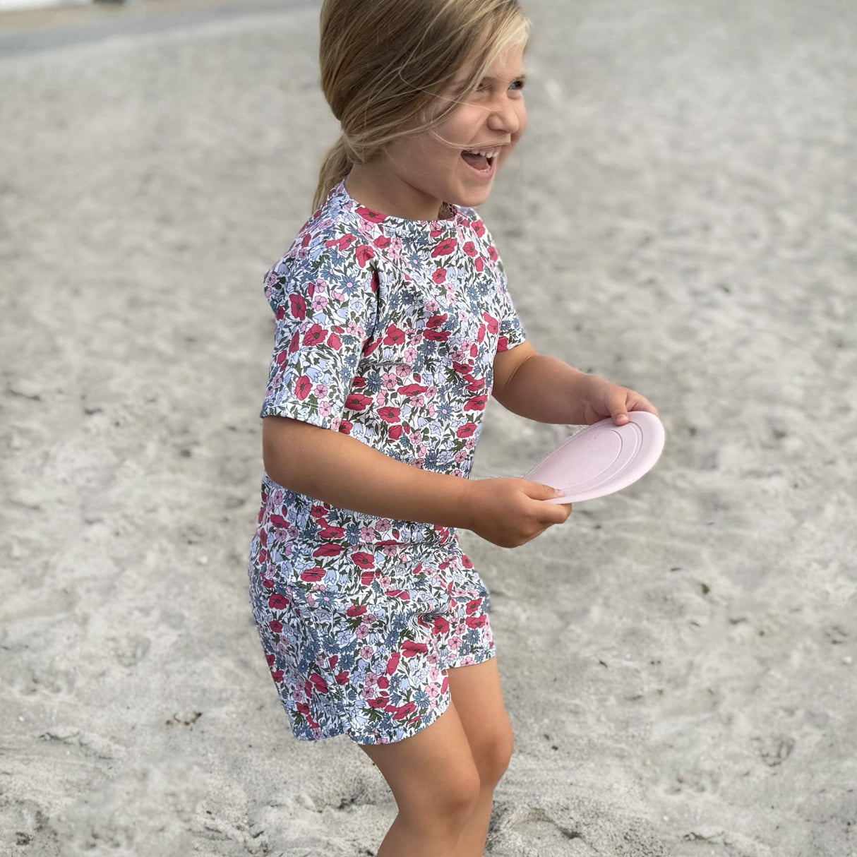 Petit Crabe Poppy & Daisy P Luna Boatneck Uv-Shirt S/S - Made With Liberty© Fabric