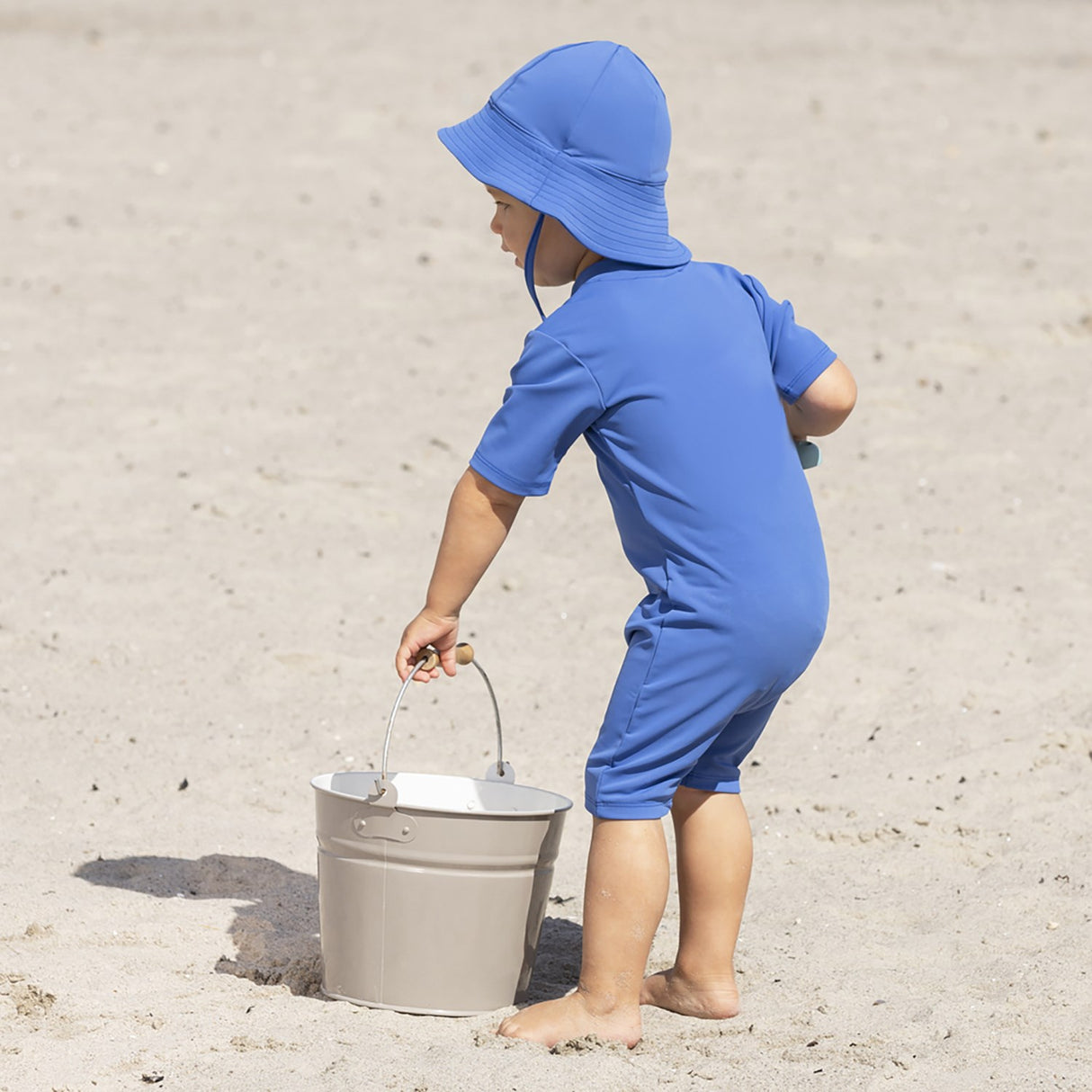 Petit Crabe Sapphire Frey Sun hat