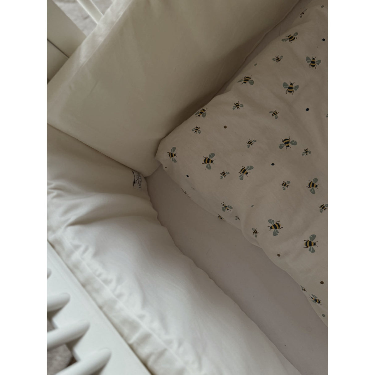 Vanilla COPENHAGEN Milk Bed Bumper Cot