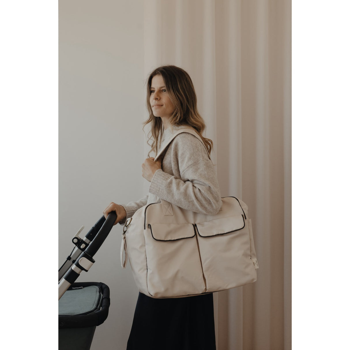 That's Mine X Élhée French Oak Collab Nursing Bag