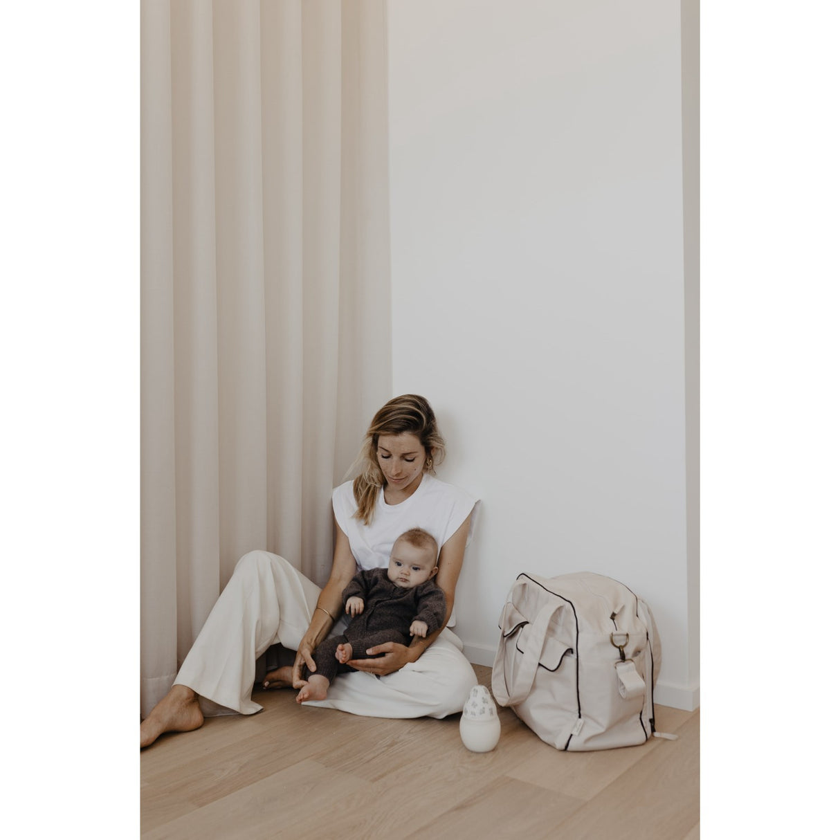 That's Mine X Élhée French Oak Collab Nursing Bag