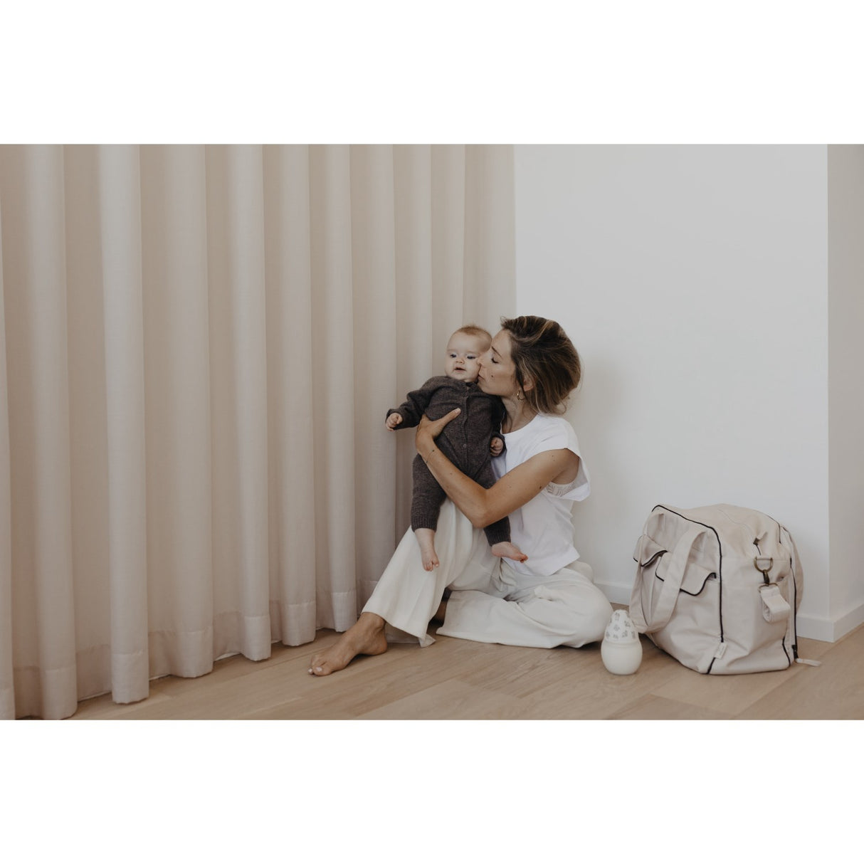 That's Mine X Élhée French Oak Collab Nursing Bag