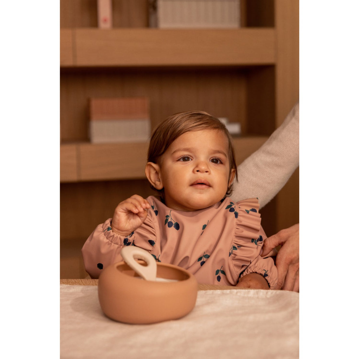 LIEWOOD Berry / Pale Tuscany Merle Ruffle Cape Bib