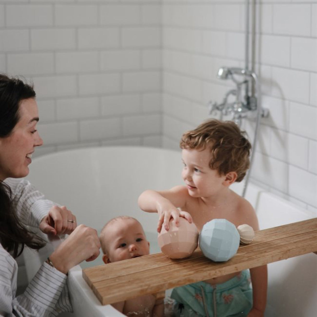 Mushie Blush ​​Nesting Spheres Sensory Toy