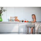 tiSsi® Stormy Grey Laquer Felix Learning Tower Massiv Beech