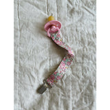 Lalaby Pacifier Clip Pink Betsy