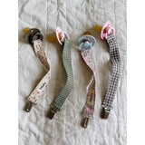 Lalaby Pacifier Clip Pink Betsy