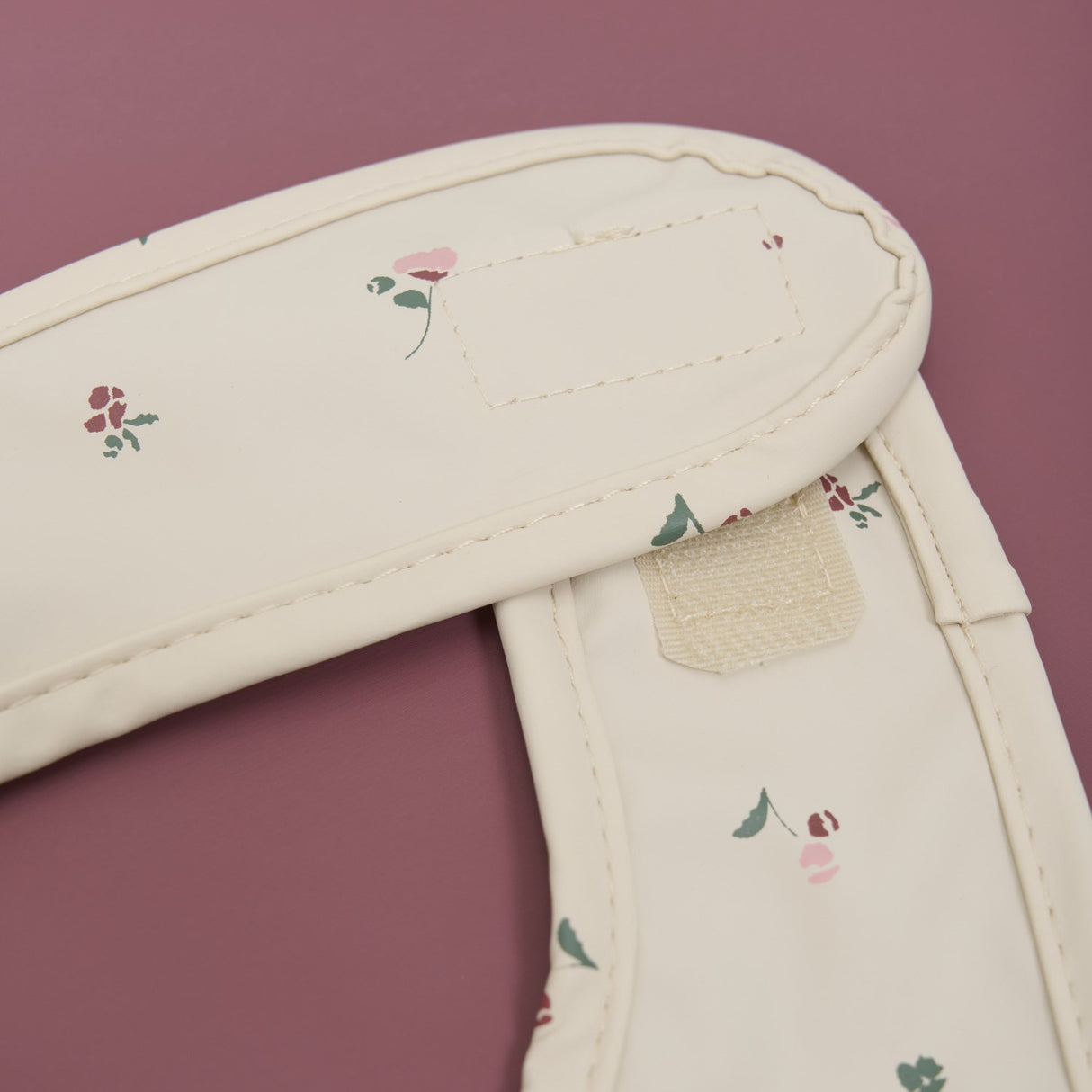 CeLaVi Rose Brown Long Pu Bib 2-Pack