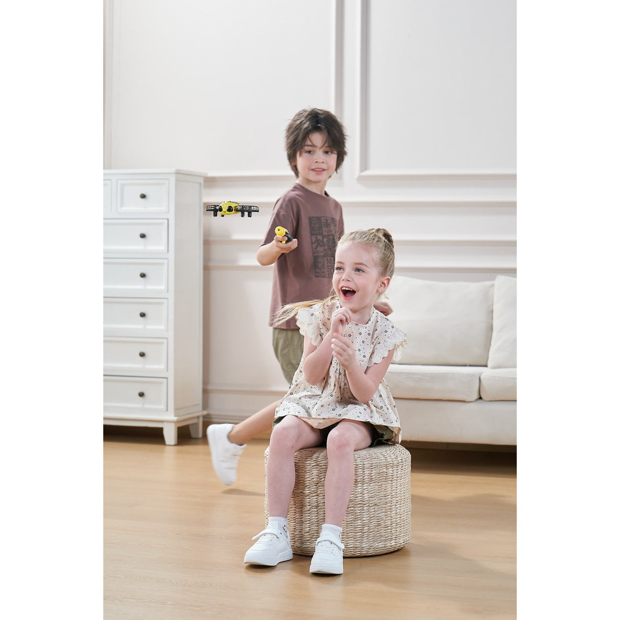 Syma Revolt Follow Me Bee Rc