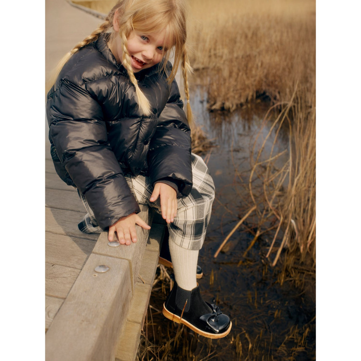 Angulus Black/Black Elastic Chelsea Boot with Salmon Nose and Bow