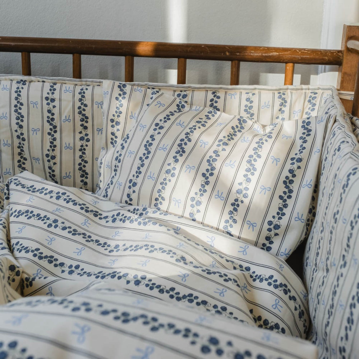 That's Mine Bell Flower Lotus Bed Bumper