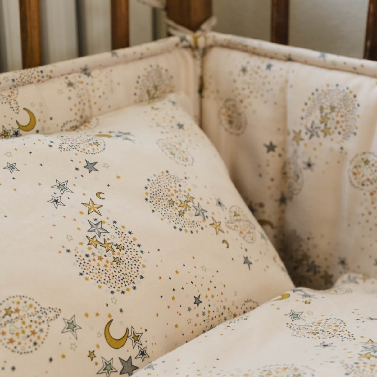 That's Mine Million Stars Lotus Bed Bumper