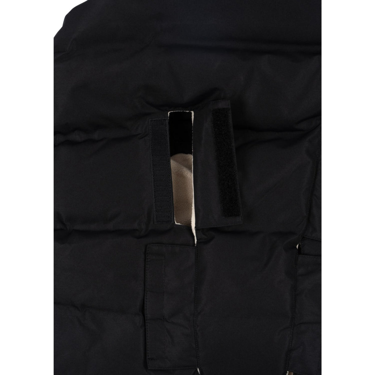 Konges Sløjd Black Nemuri Footmuff