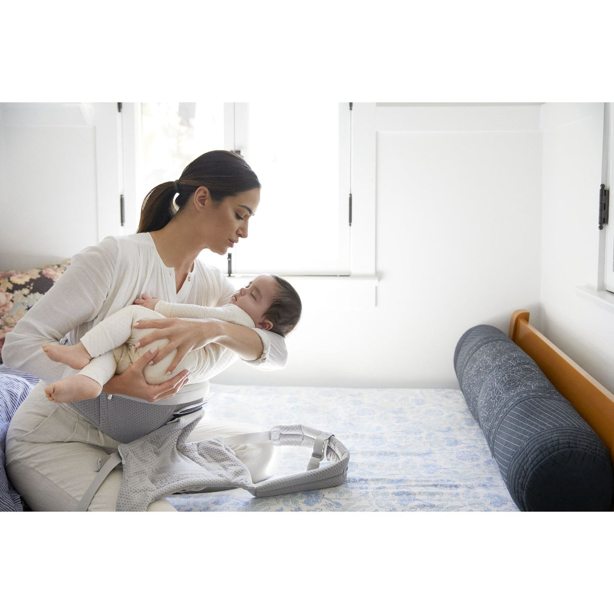 Ergobaby Pearl Grey Lift Hip Seat