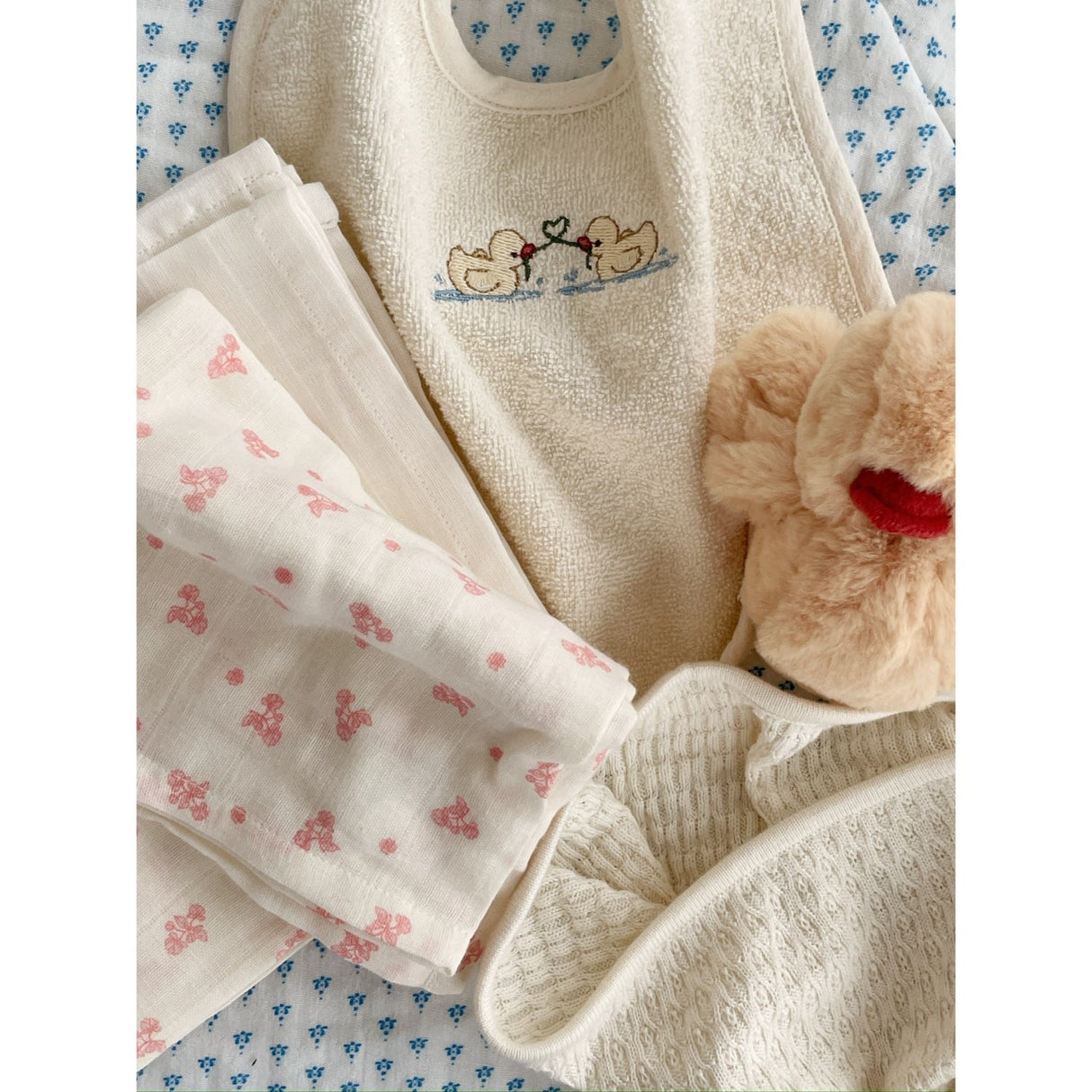 Konges Sløjd Antique White Figo 2 Pack Terry Bibs GOTS