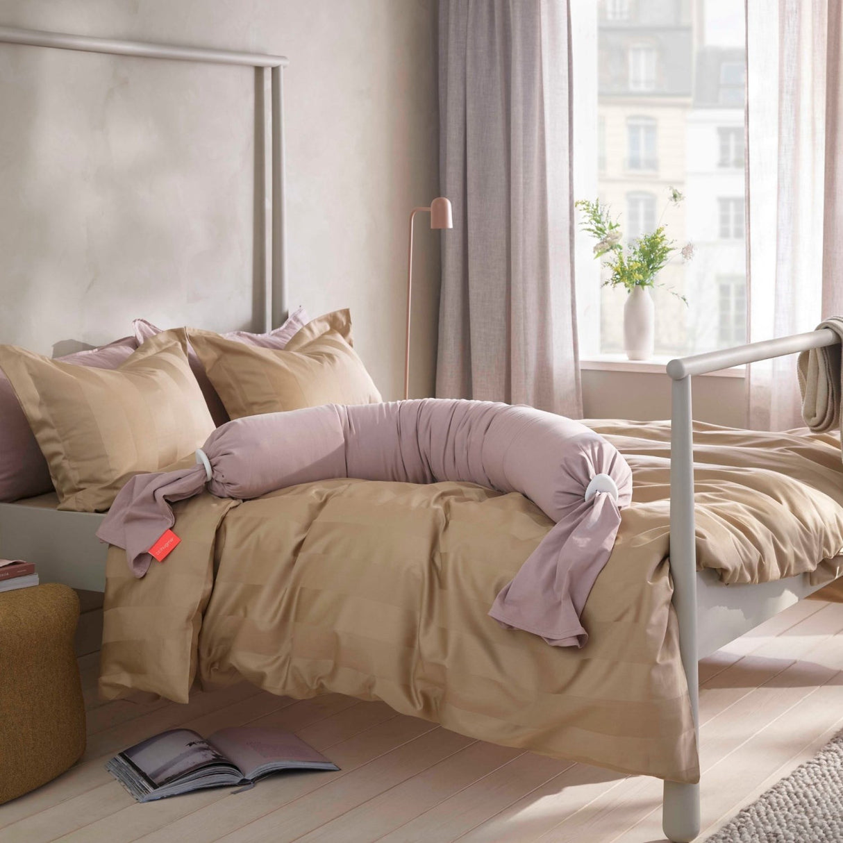 bbhugme Pink/Vanilla Pregnancy Pillow