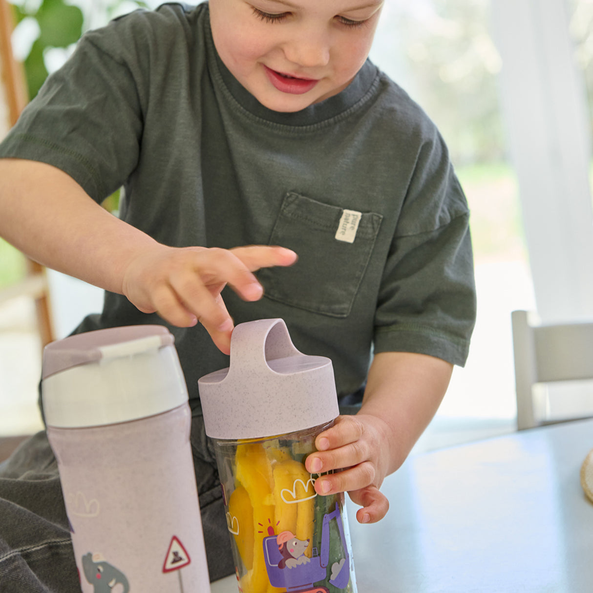 Koziol Organic Purple Grey Water Bottle 500Ml Stan 0,5 Trucks