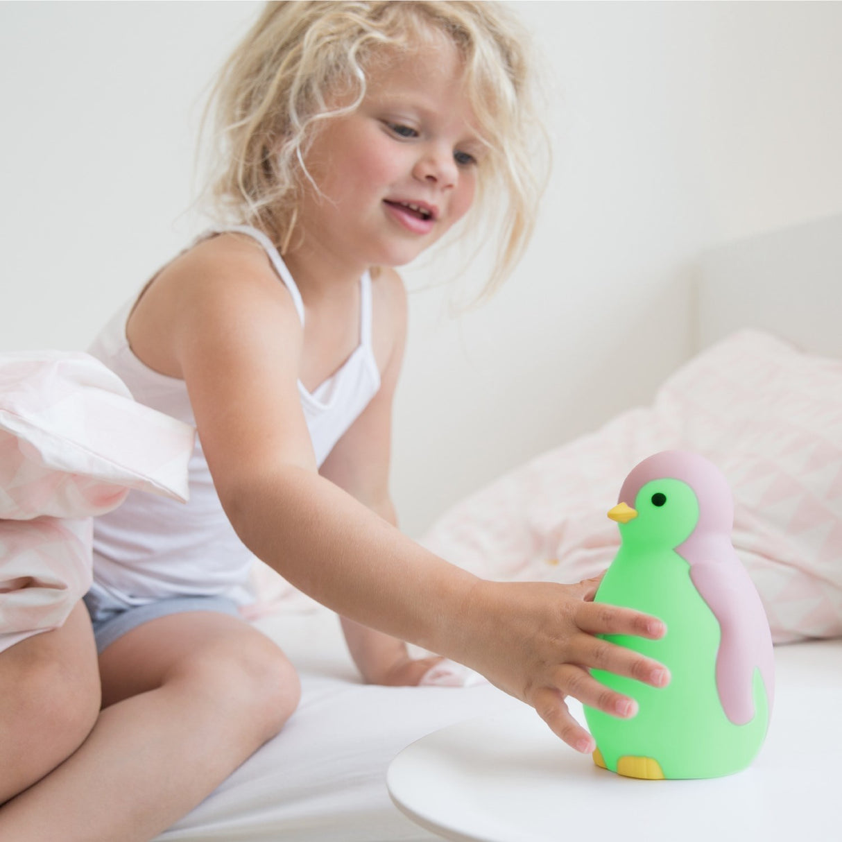Zazu Pink Pam The Penguin Sleeptrainer