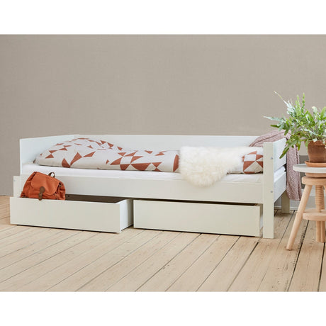 Manis-h White Huxie Basis Bed - 200Cm