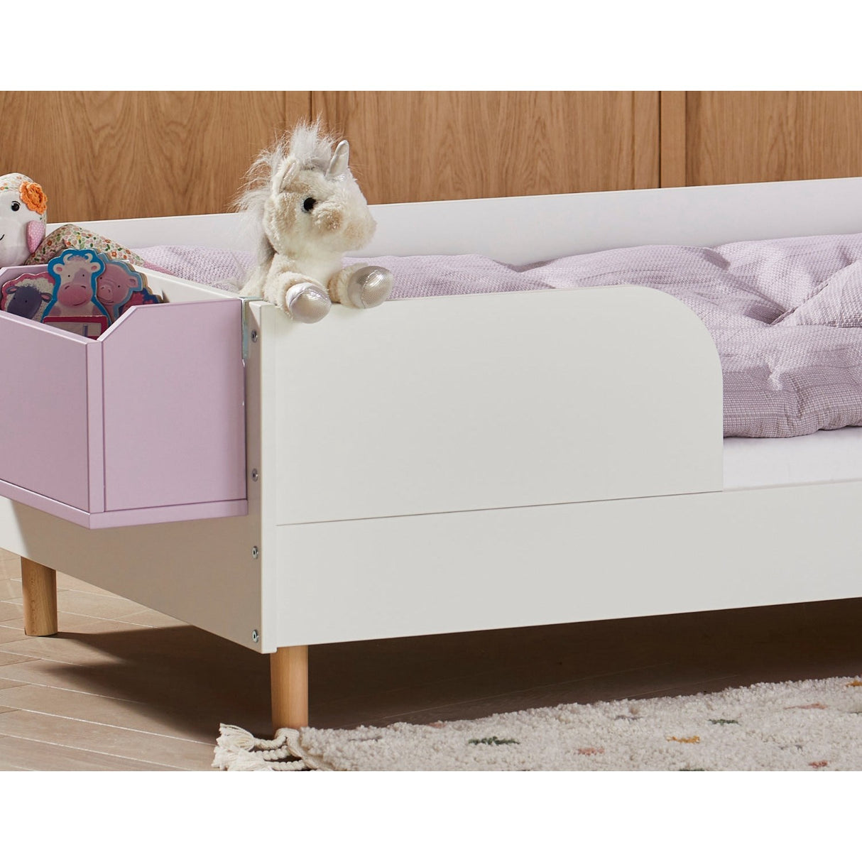 Manis-h Snow White Junior Box Bed