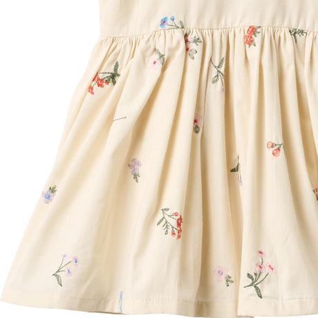 Wheat Ivory Embroidery Flowers Pinafore Wrinkle Sienna
