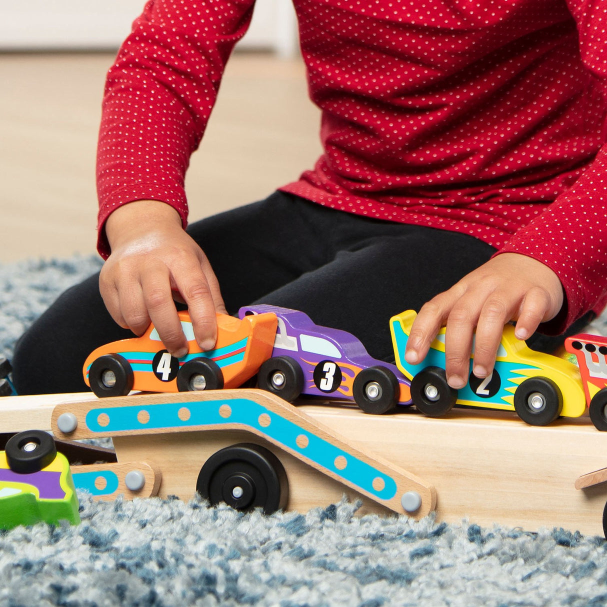 Melissa & Doug Multifarvet Biltransporter "Mega Racerbiler" Set